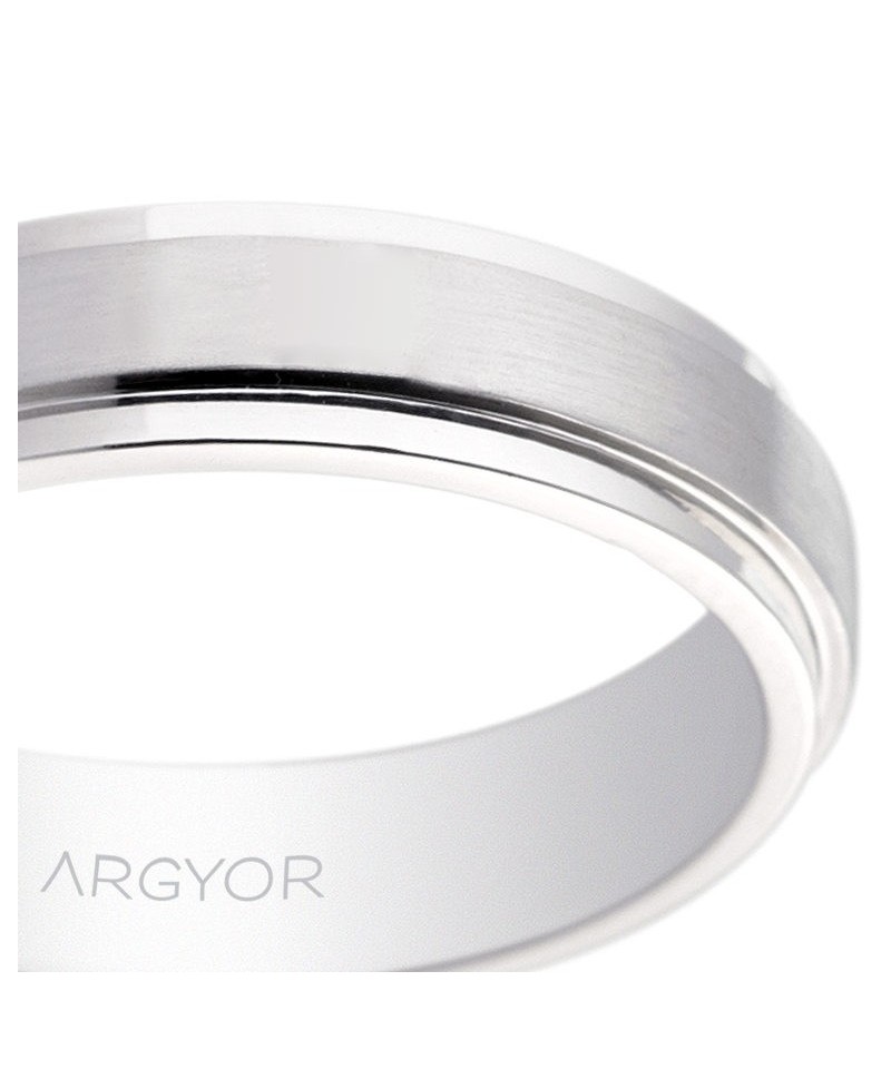 Alianza plana de platino satinado 5mm | Joyería Gimeno | Tu joyería de confianza en Valencia