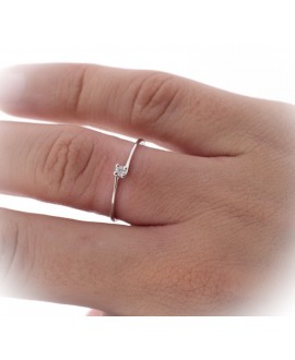 Anillo  Ob con 4 garras...