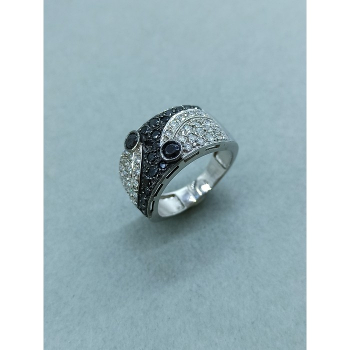Anillo oro blanco circonita negra y blanco | Joyería Gimeno | Tu joyería de confianza en Valencia